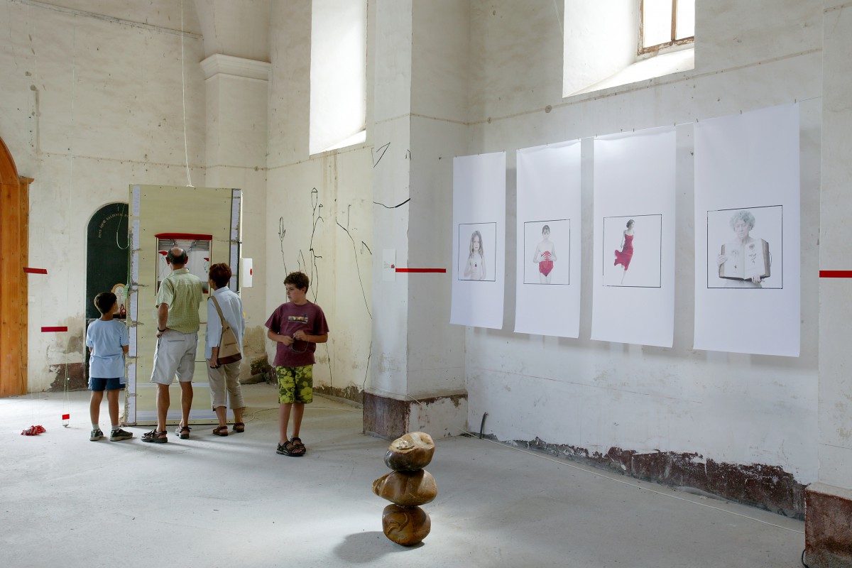 Dix artistes pour un coquelicot  Chaillol