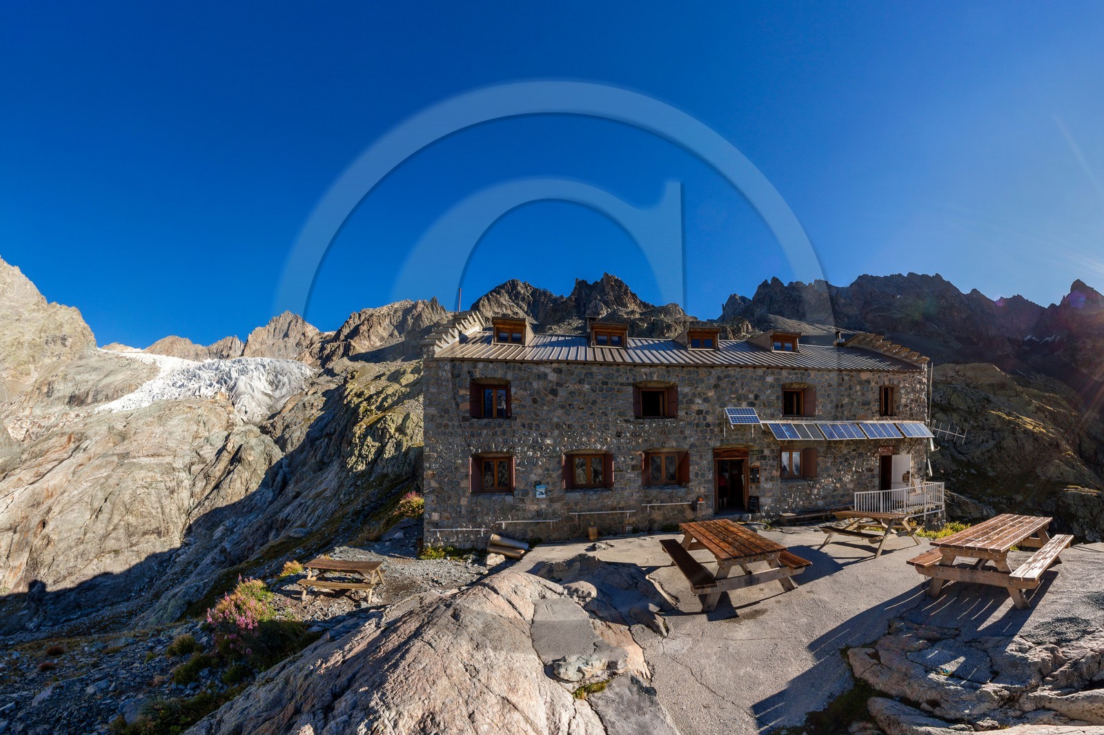 Refuge du Glacier Blanc