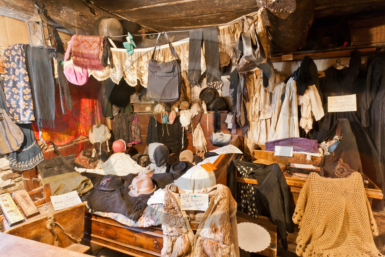 Saint-Véran, une des plus vieilles maisons du village, Musée de l'habitat et de la vie d'autrefois restée en état depuis 1976, dernier témoignage du passé