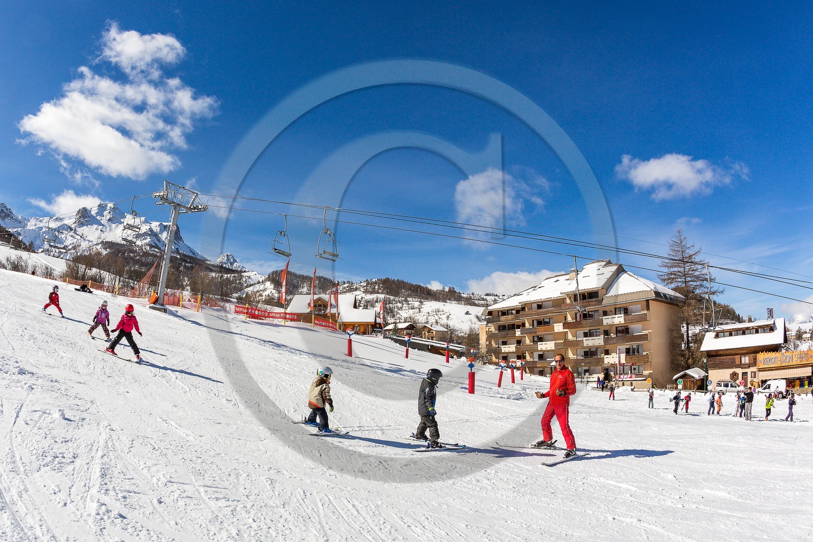 La station de ski Sauze Super-Sauze est une station village située entre 1400 et 2400 m