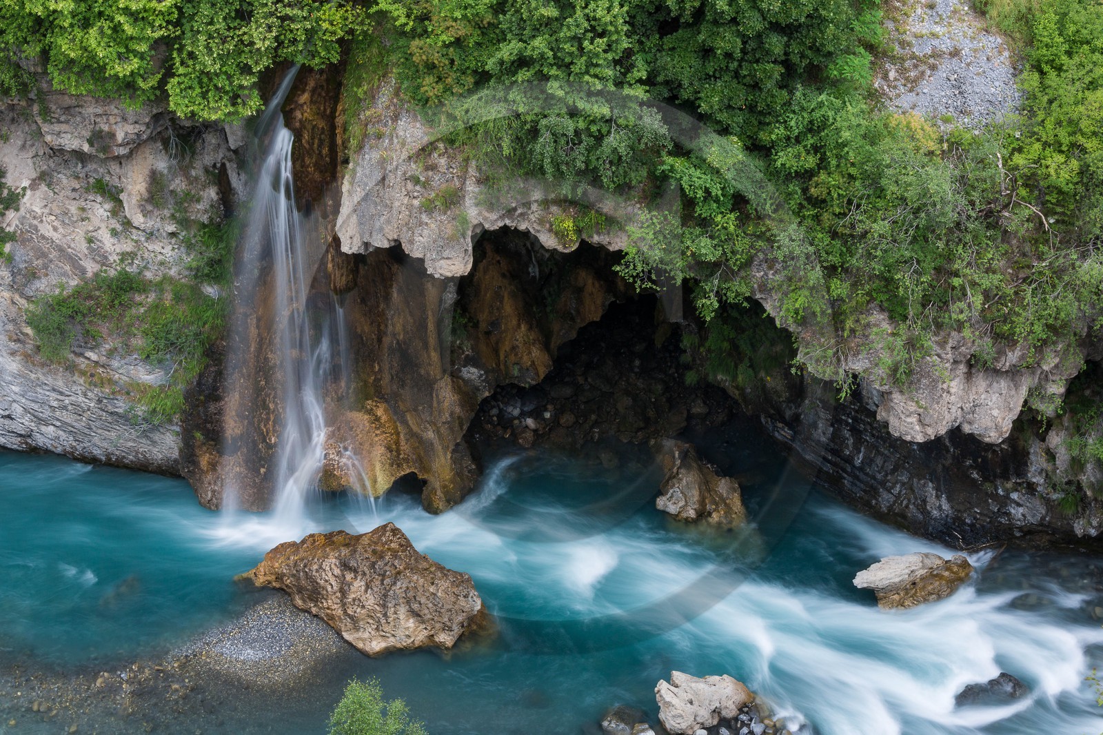 Lauzet-sur-Ubaye, vallon de Costeplane, Cascade