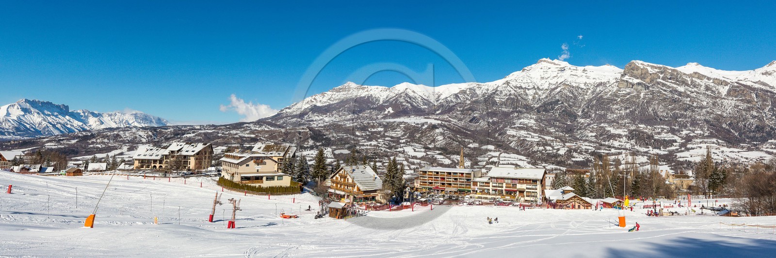 station village de Saint-Léger-les Mélèzes