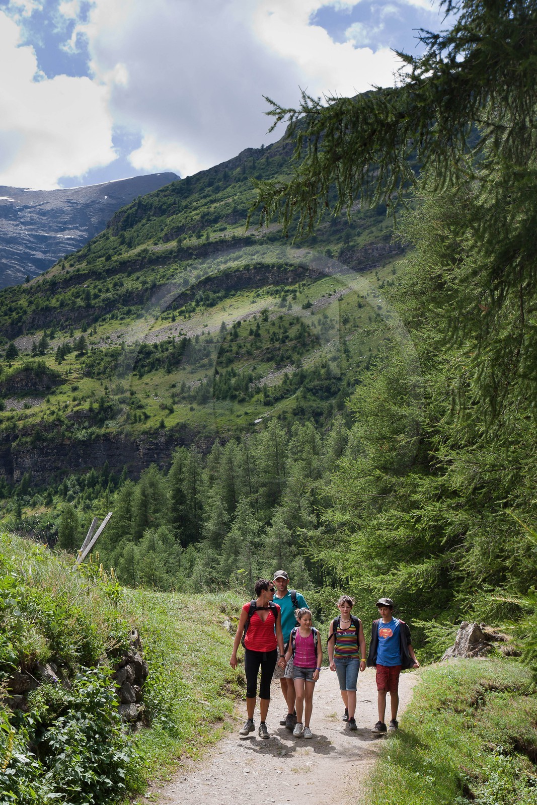 Randonnée famille montagne