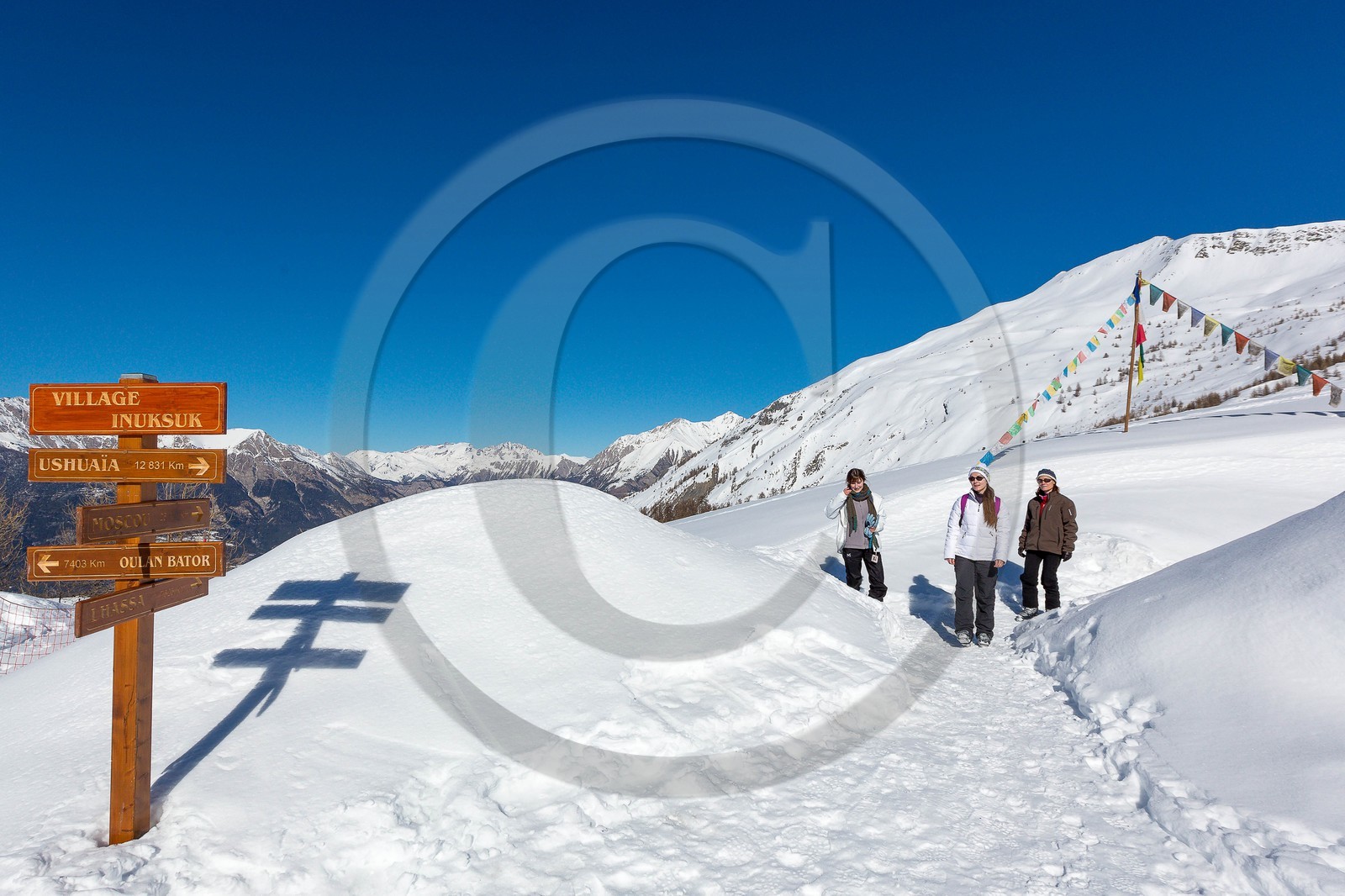 Station de ski Sauze Super-Sauze, Restaurant du Dôme, restaurant d'altitude, Village d'igloos inuksuk