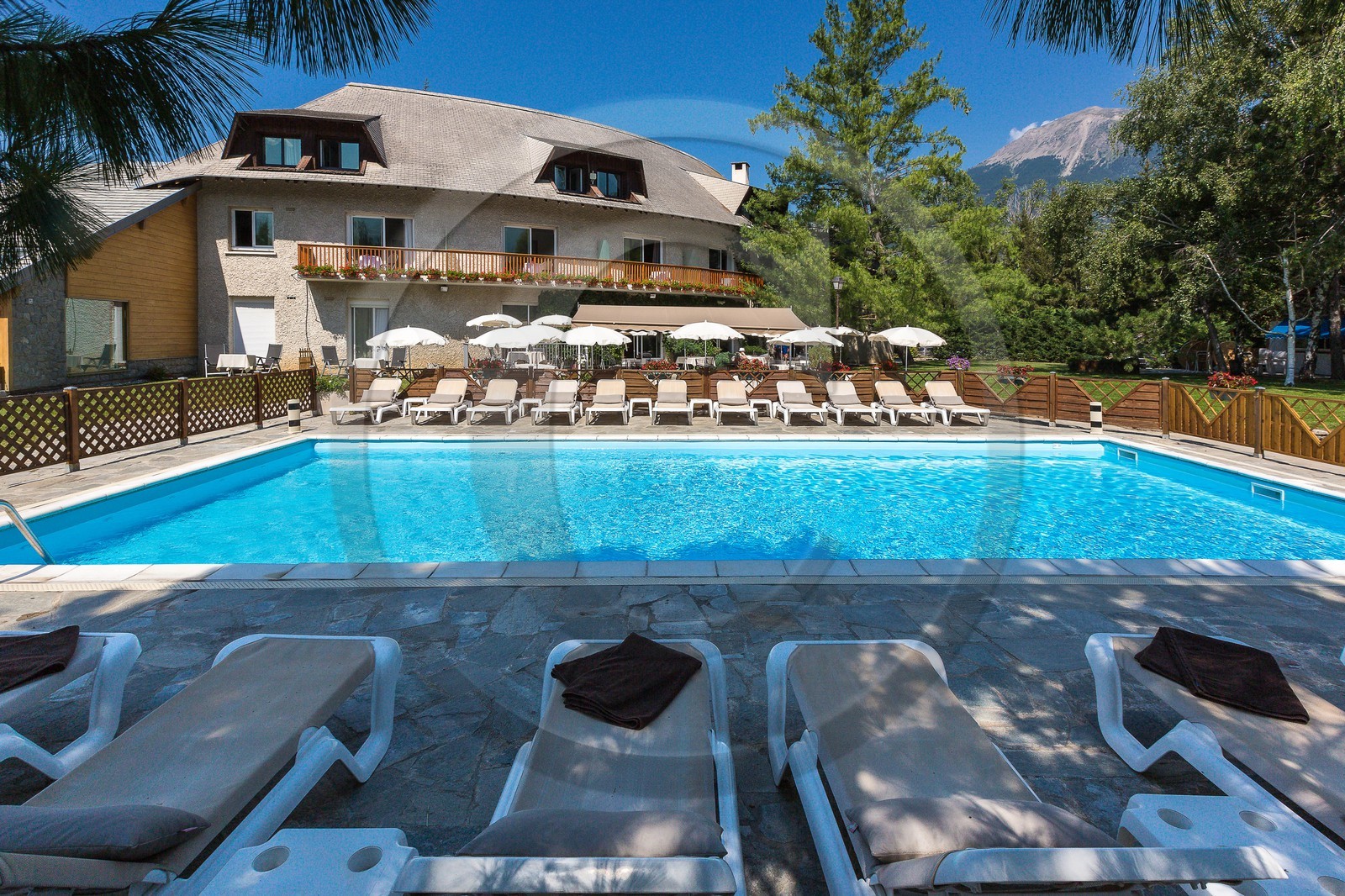 Hôtel restaurant spa Les Bartavelles