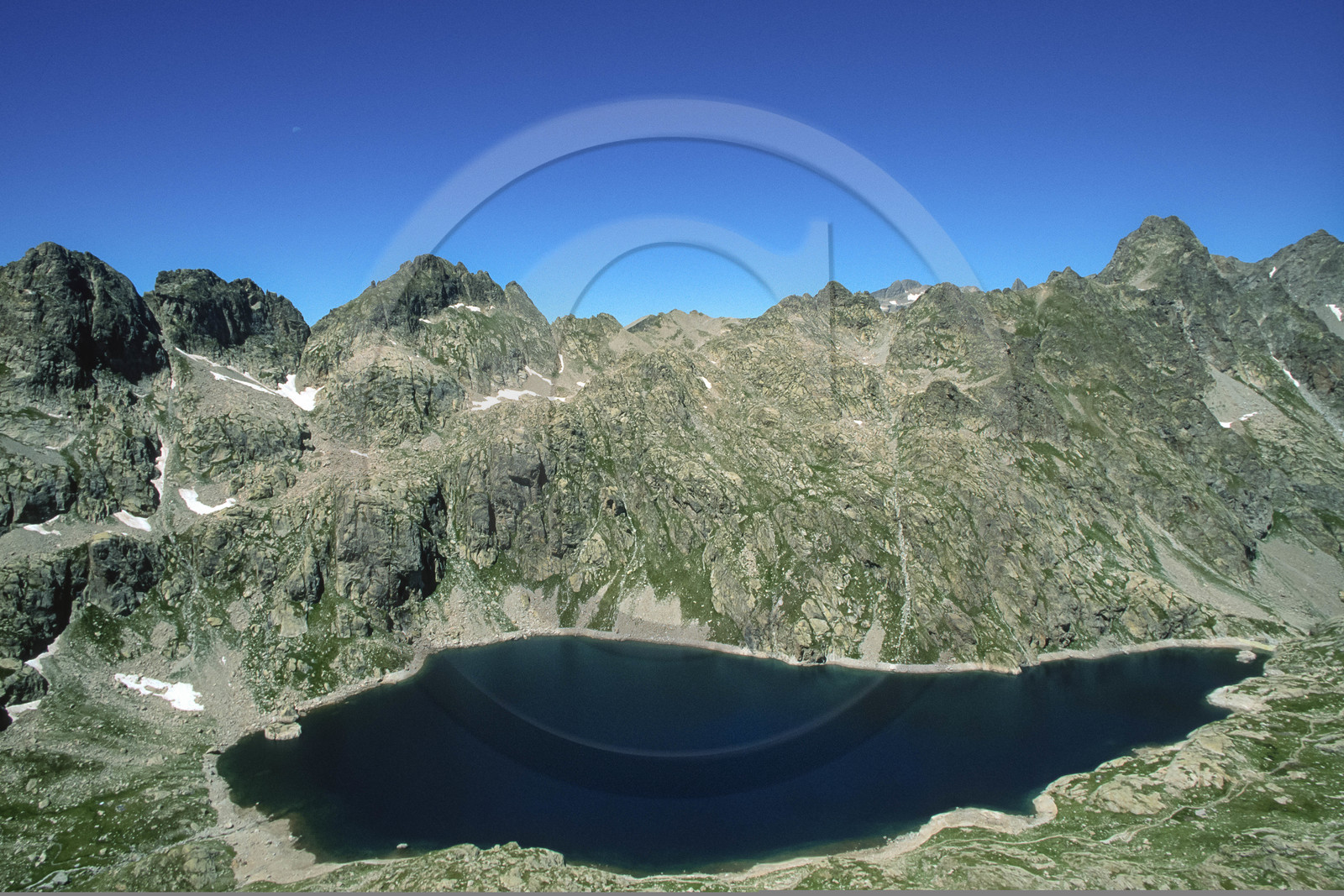 Vallée de la Valmasque, lac du Basto