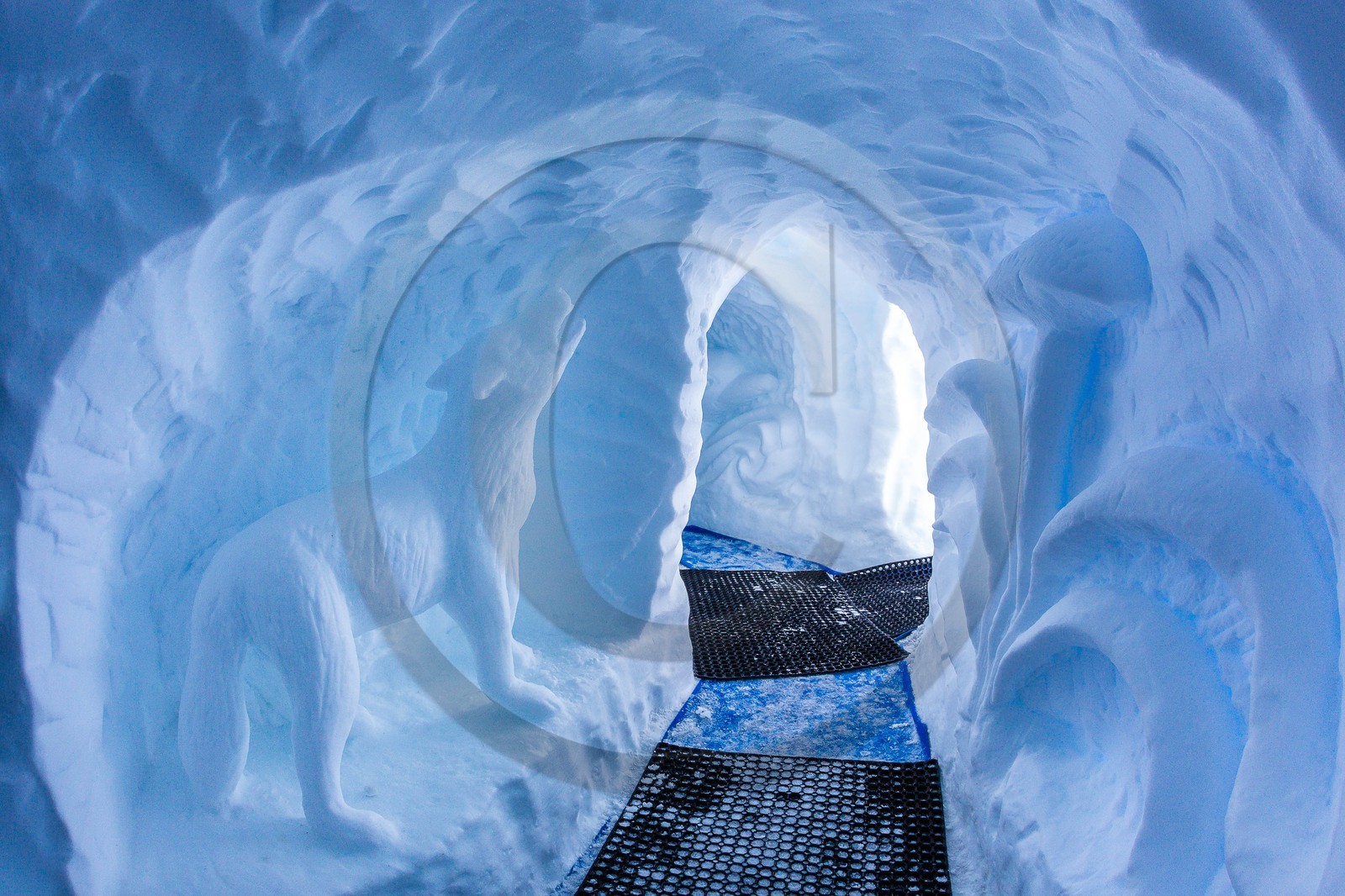 Les Orres, sculpture sur neige