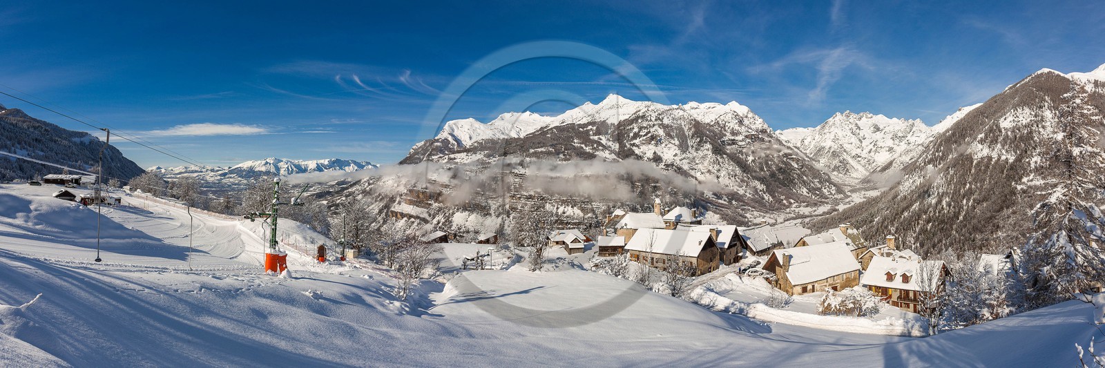 Station village de Serre-Eyraud