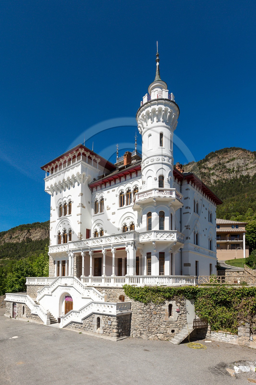 village de Jausiers, Chateau des Magnans