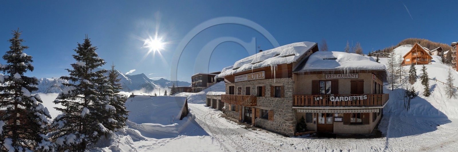 Hôtel Restaurand Les Gardettes