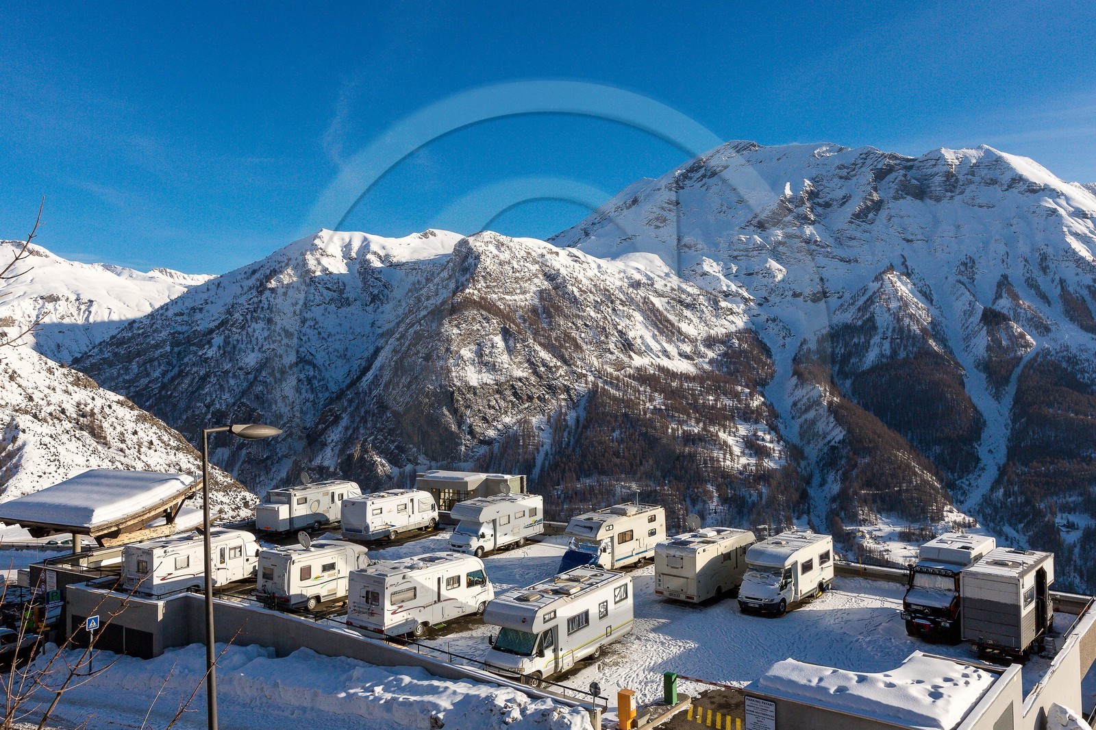 Station de ski d'Orcières 1850, parking camping-car