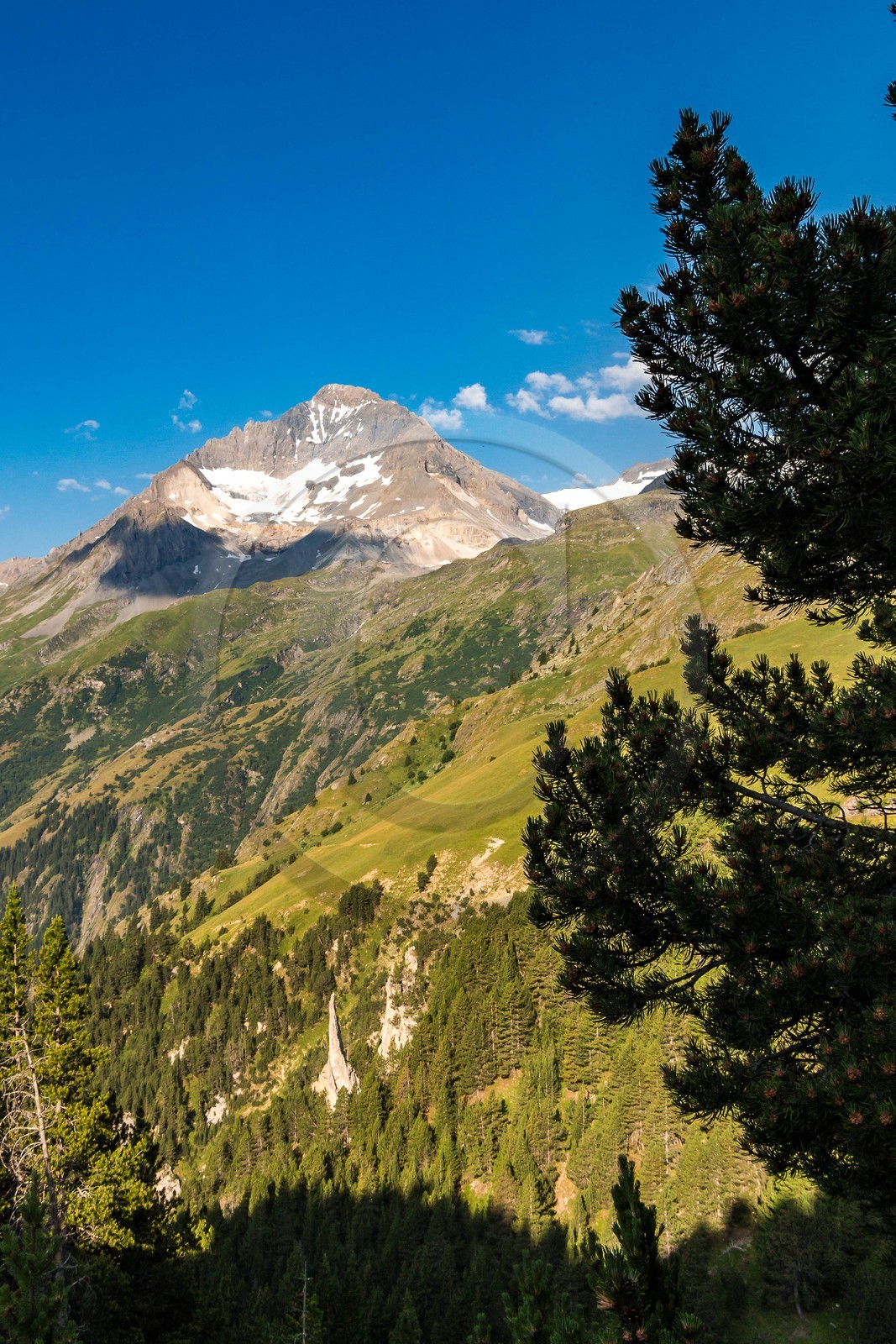 Termignon,  les Sallanches et la Dent Parrachée