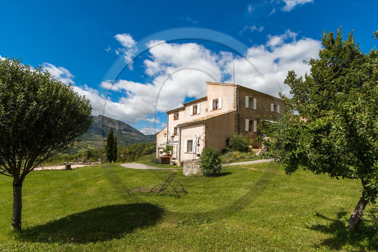 vallée des Duyes, Thoard, Gîte Campagne Toge