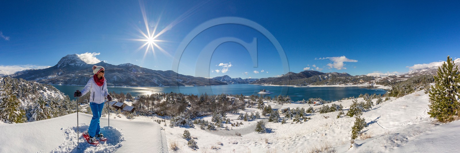 Prunières, baie et chapelle Saint-Michel