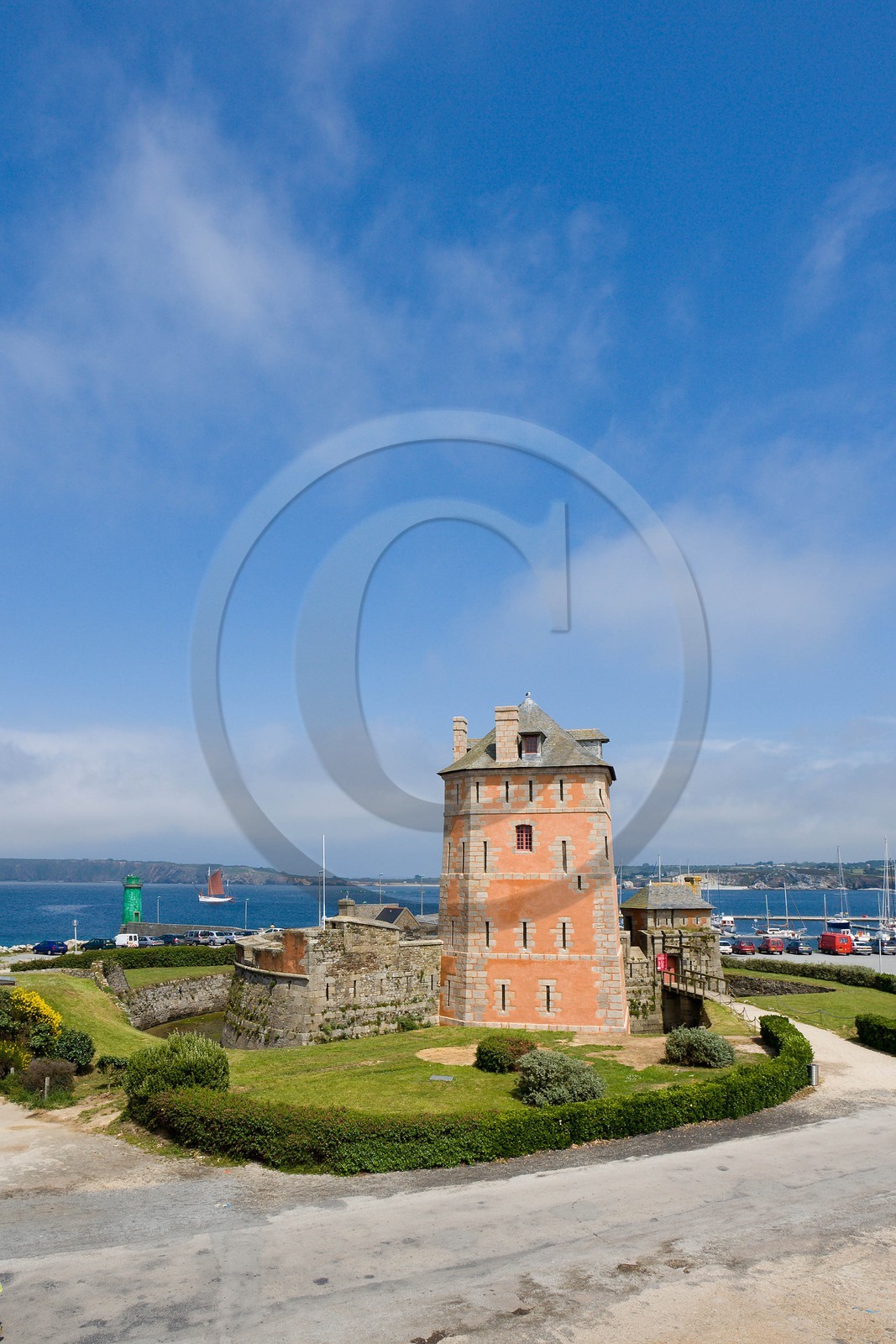 Camaret-sur-Mer, Fortifications Vauban inscrites au patrimoine m