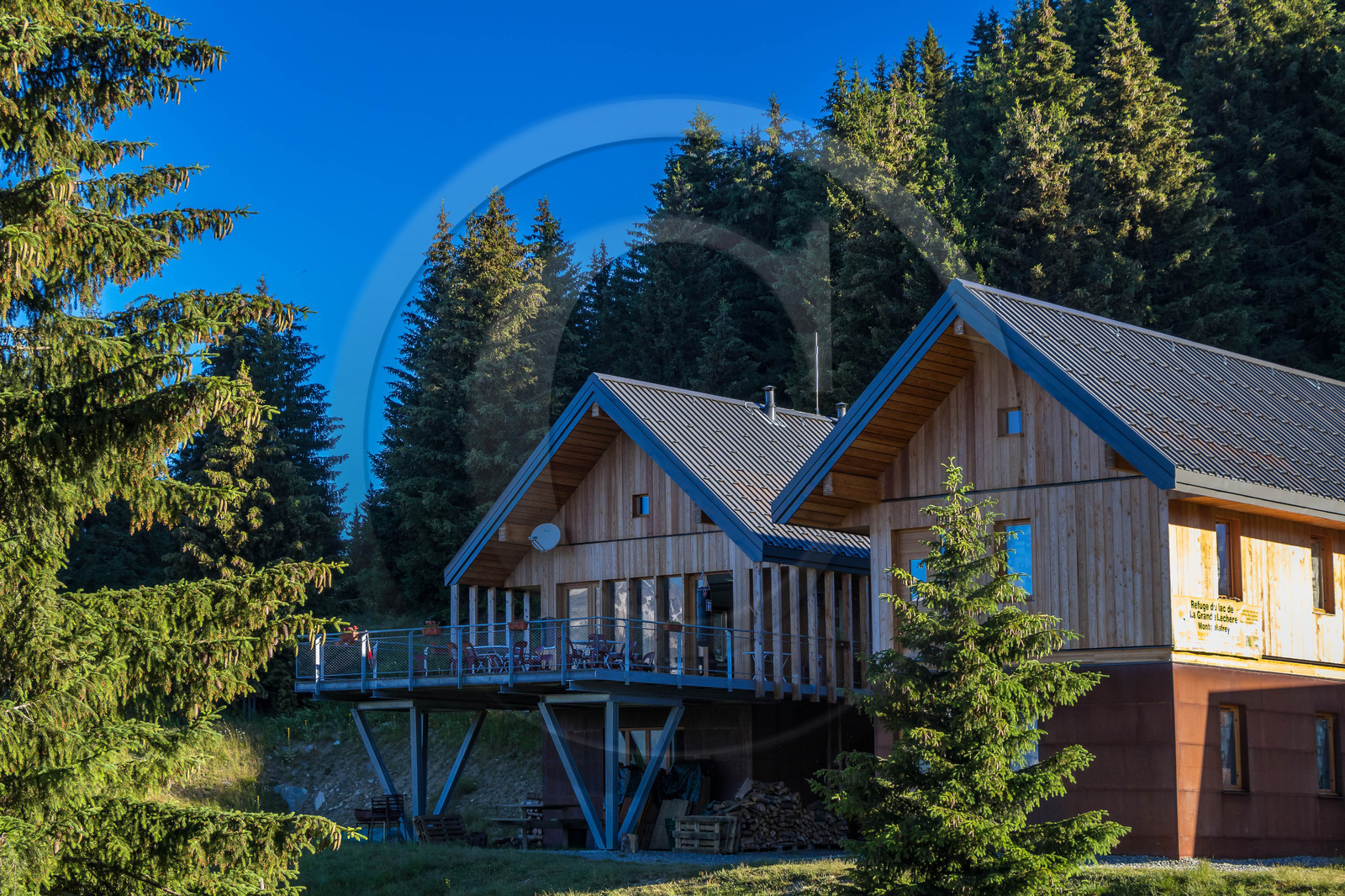 Refuge du lac de la Grande Léchère