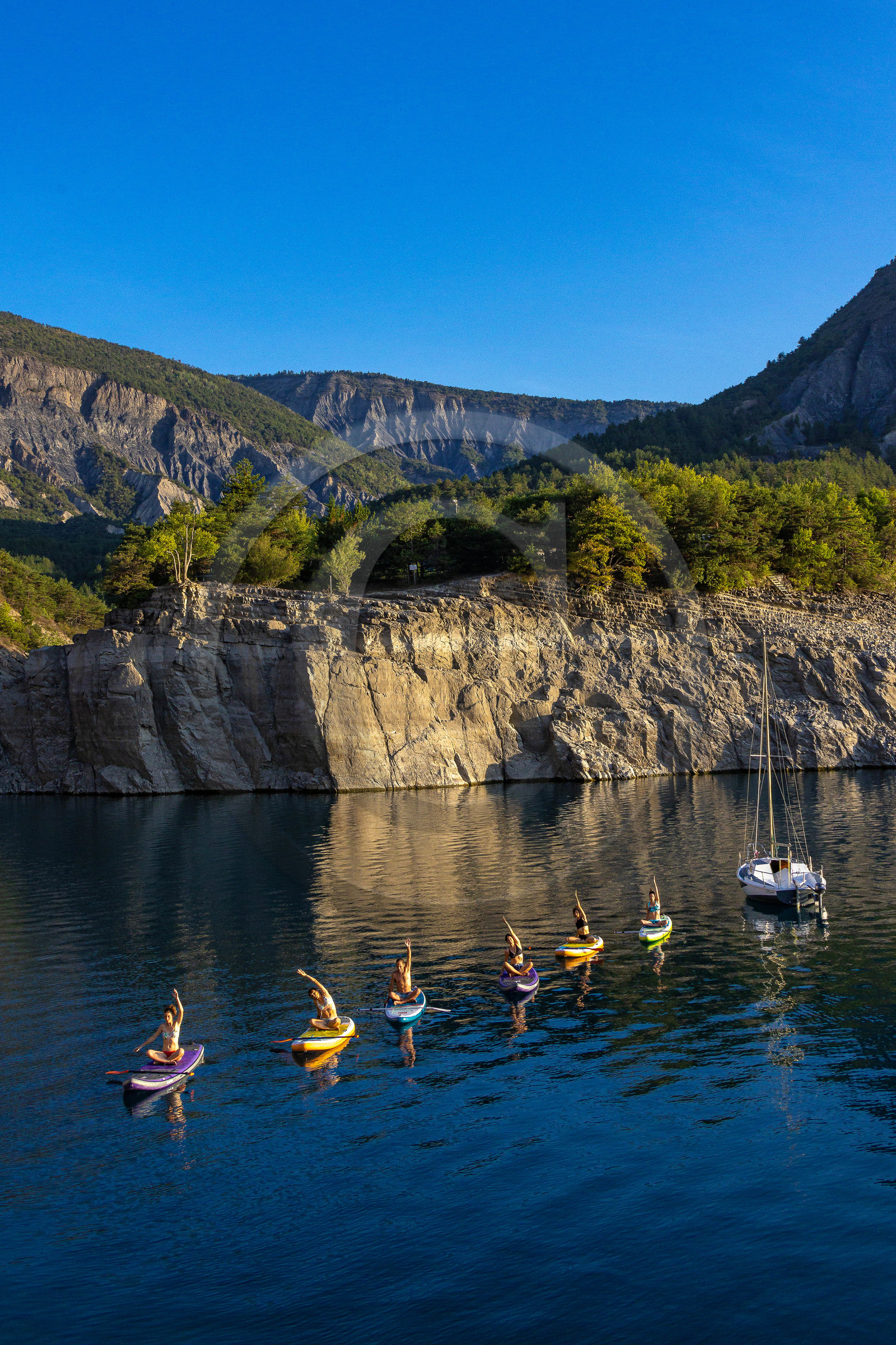 Yoga sur paddle, Serre-Ponçon Aloha