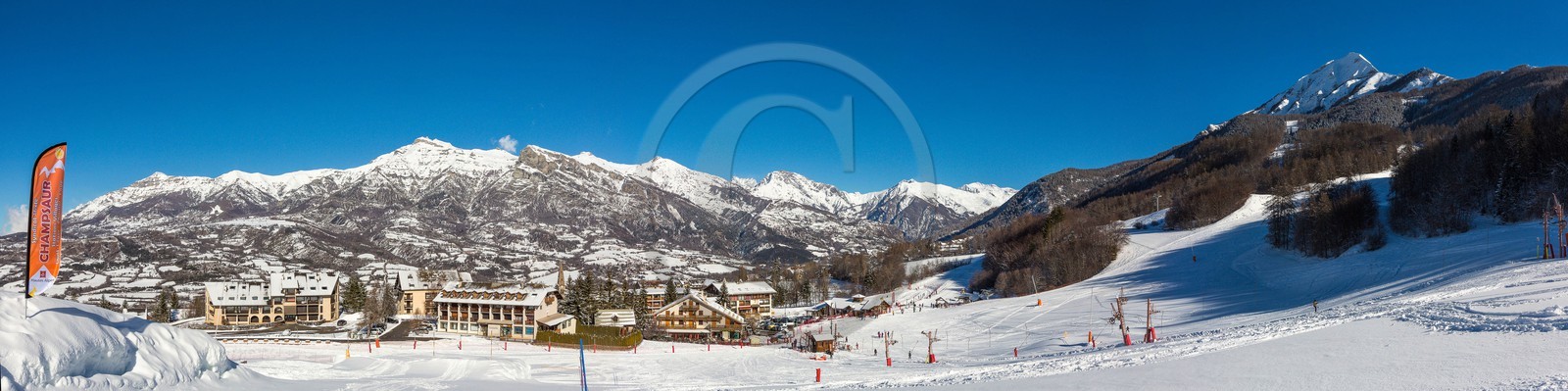 station village de Saint-Léger-les Mélèzes