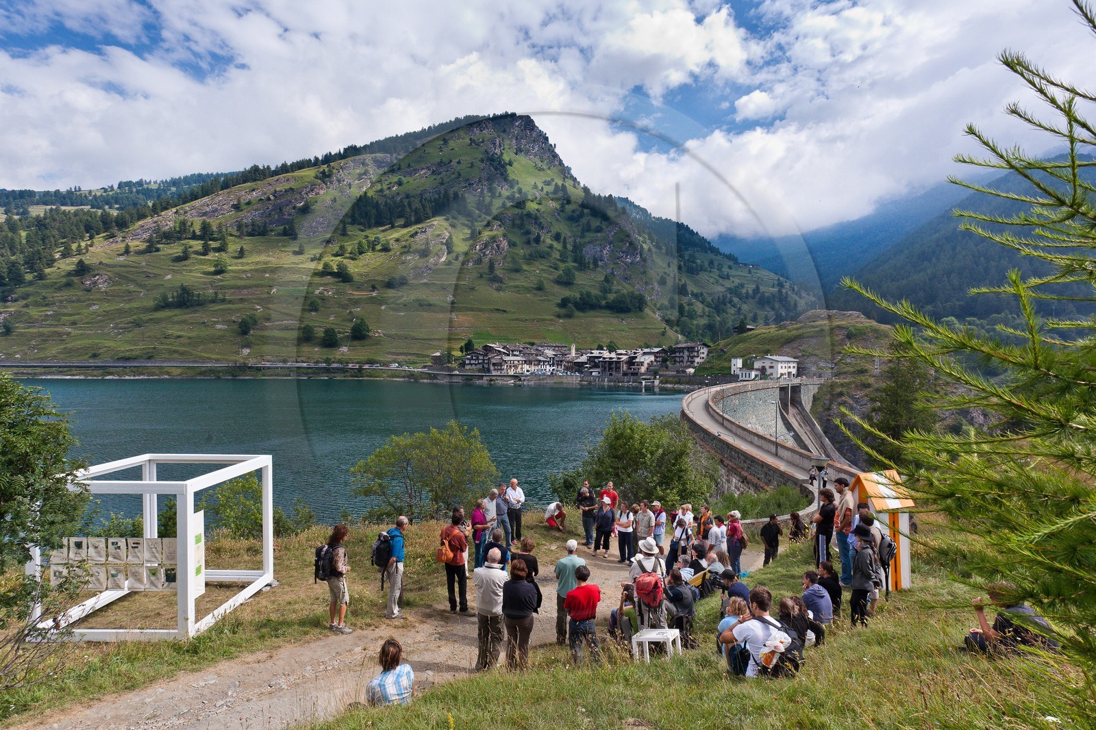 Lac et barrage de Pontechianale, Castello