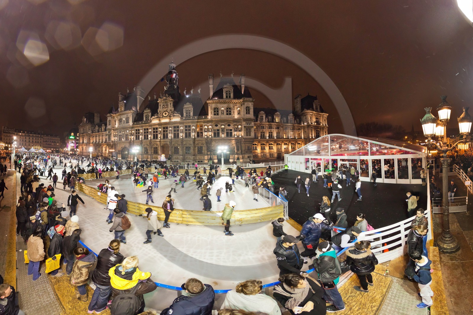 Paris sur glace, parvis de l'Hôtel-de-Ville, saison 2011-2012