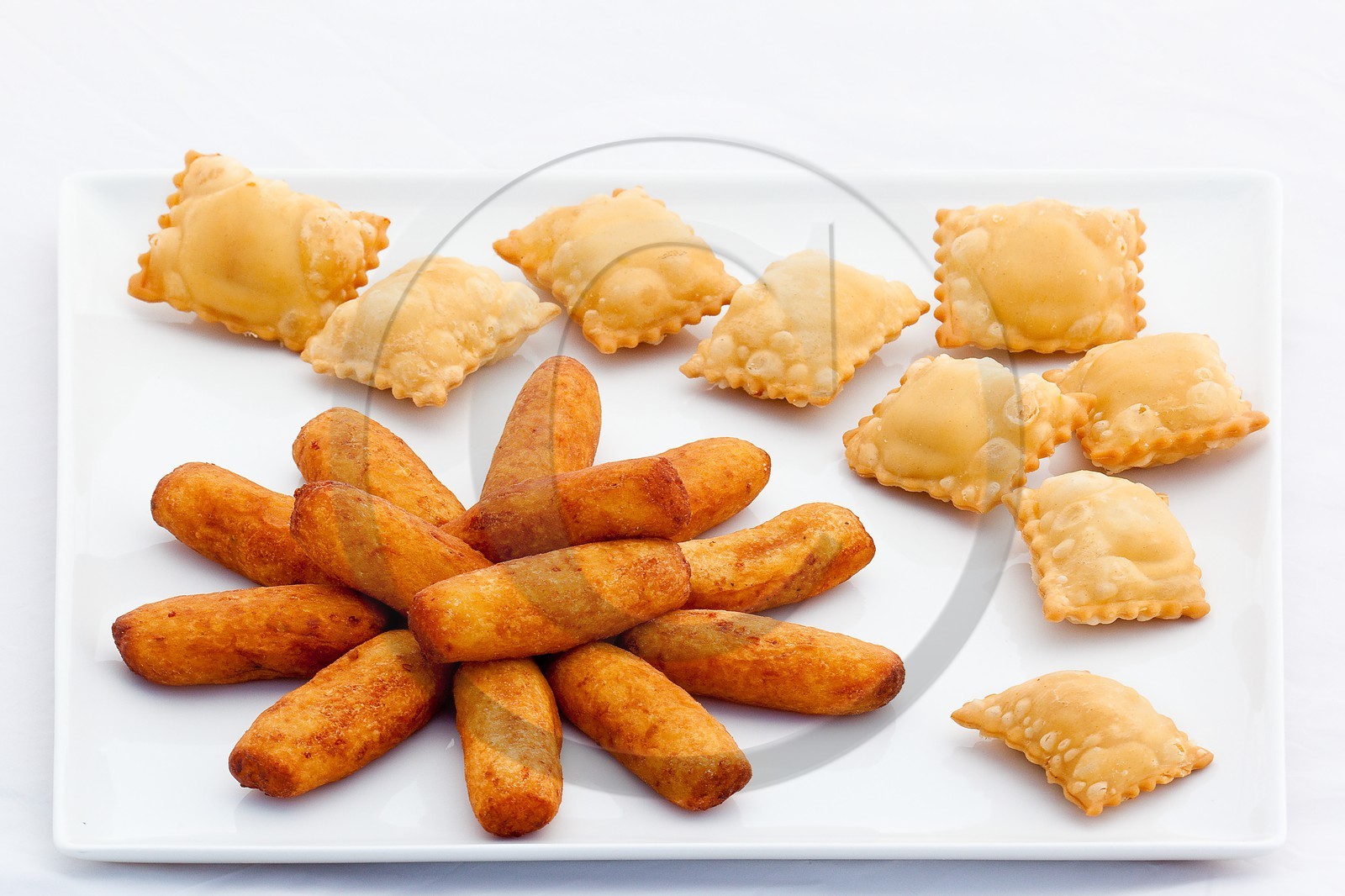 Assiette de tourtons et ravioles du Champsaur, spécialités culinaires de la vallée du Champsaur et du Valgaudemar