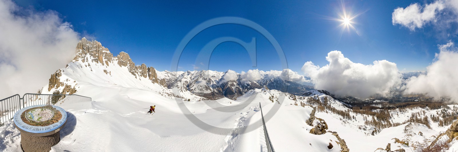 Pays de Serre-Ponçon, Réallon et les Aiguilles de Chabrières, table d'orientation
