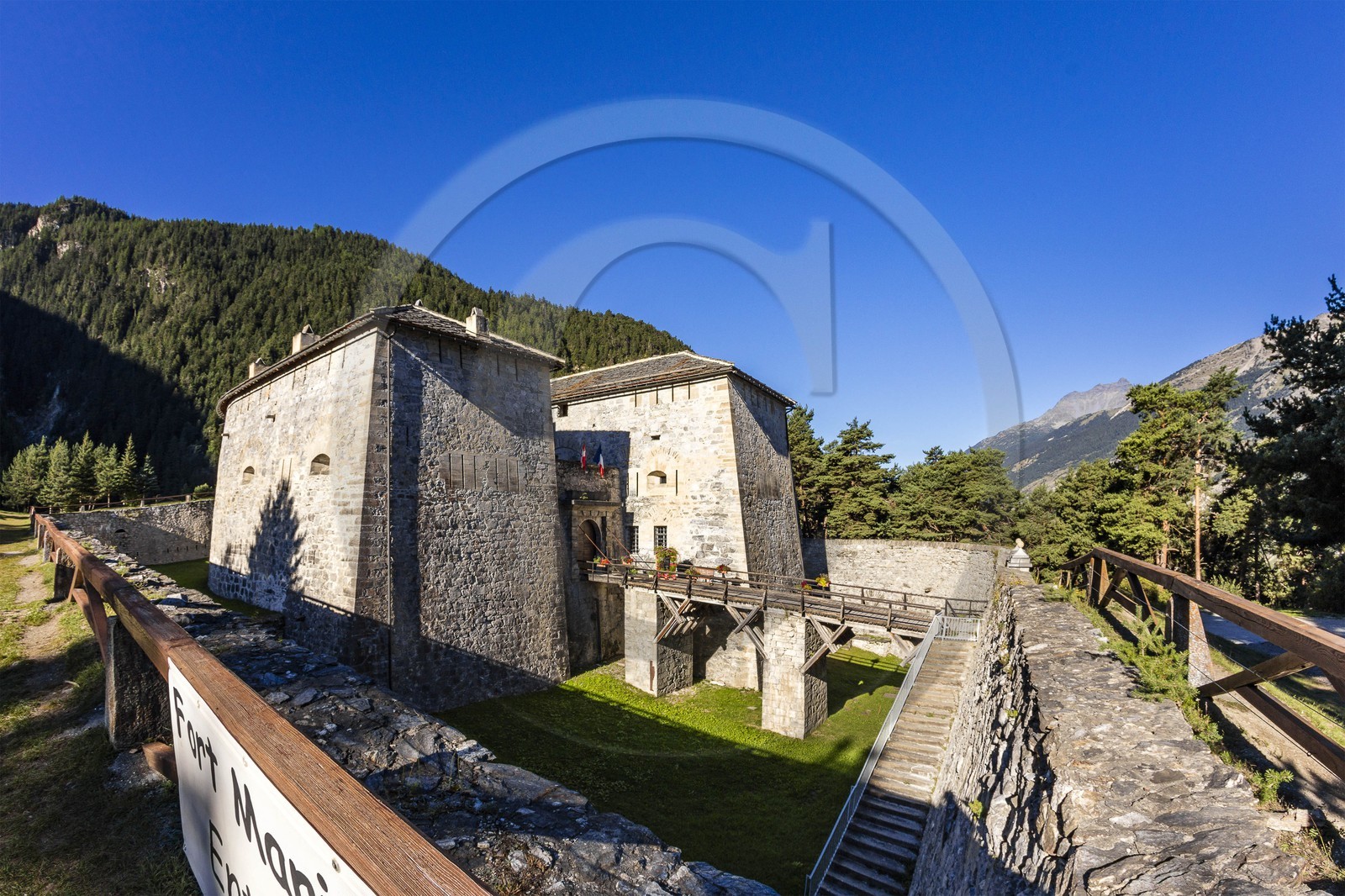 Redoute Marie-Thérèse et fort Victor-Emmanuel