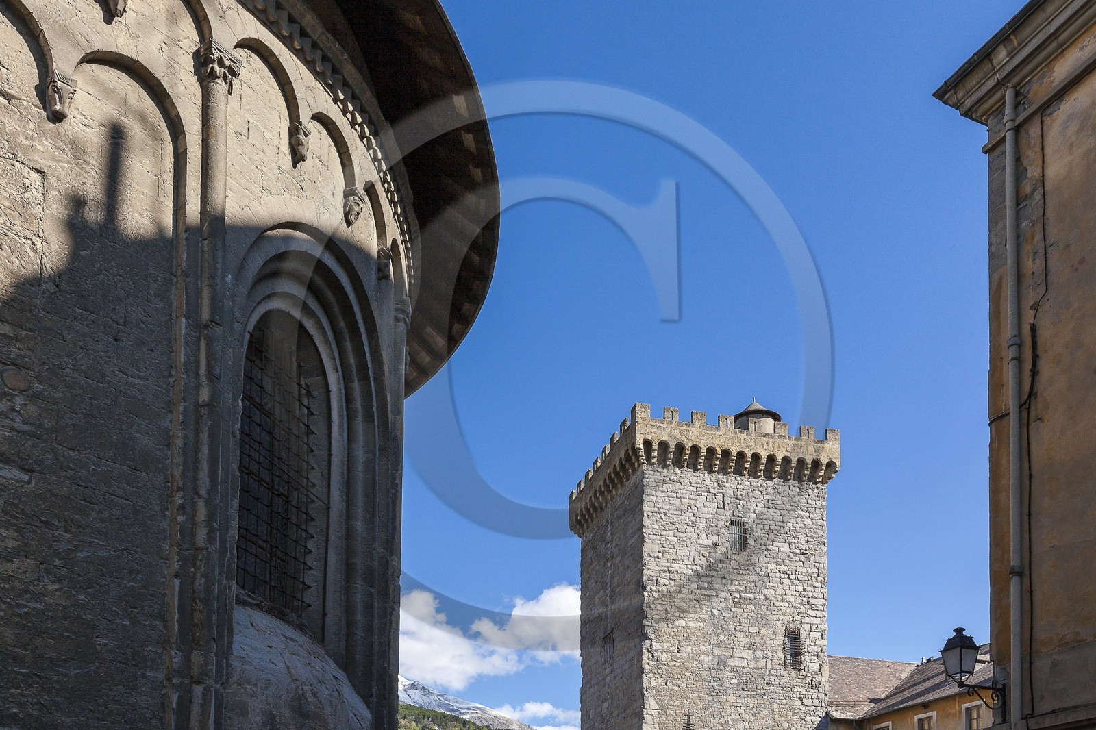 ville d'Embrun, La tour Brune