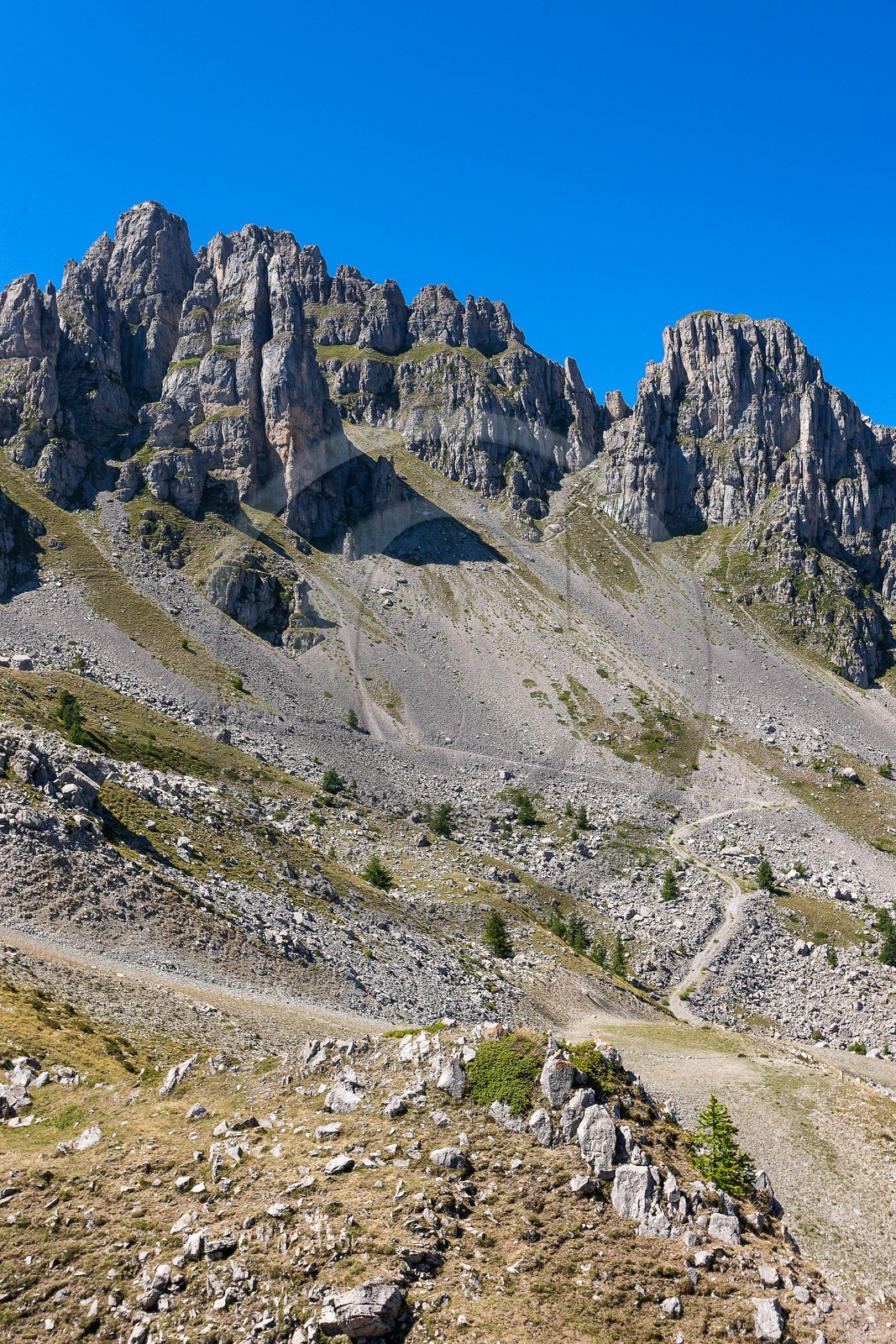 Pays de Serre-Ponçon, Réallon et les Aiguilles de Chabrières