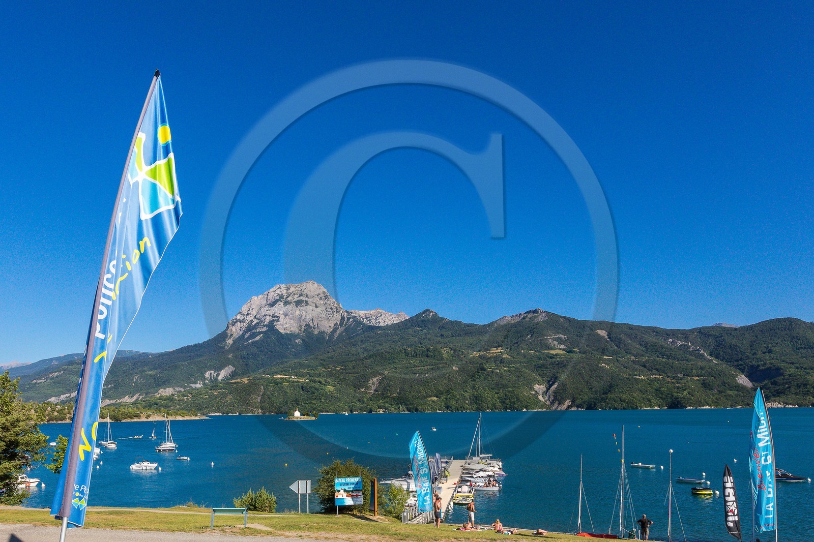 Prunières, plage de la baie Saint-Michel