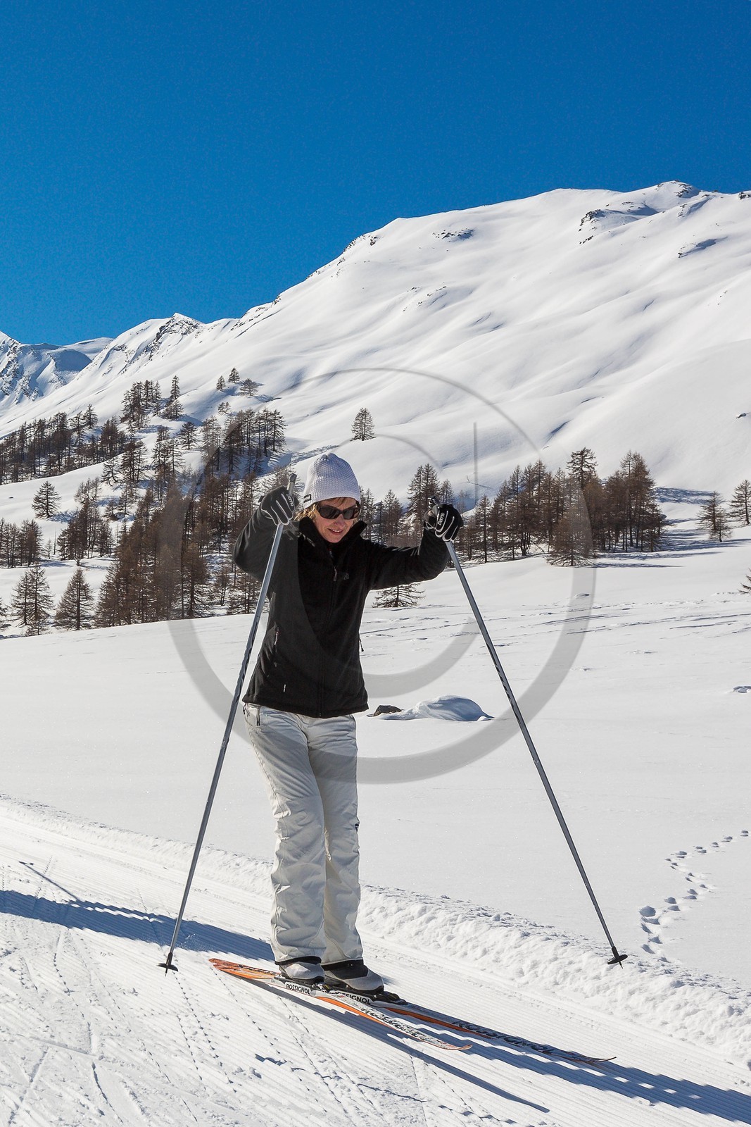 Larche, col de Larche, ski de fond dans le vallon du Lauzanier