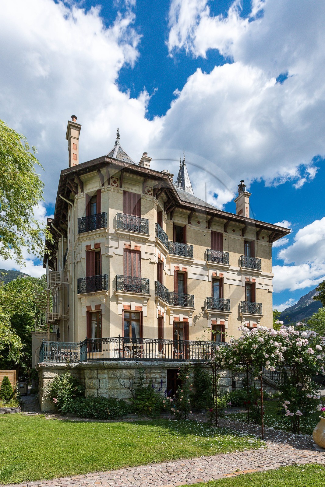 Villa Morelia , Château Hôtel Restaurant Gastronomique ★★★★