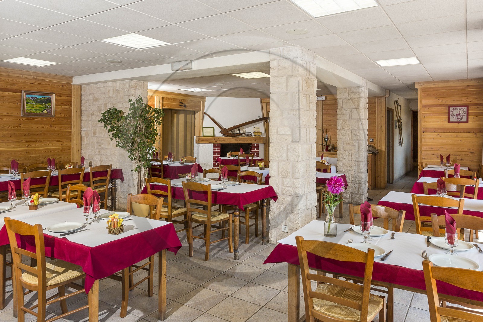 Ancelle, Hôtel, restaurant et pension de famille Le Chamois