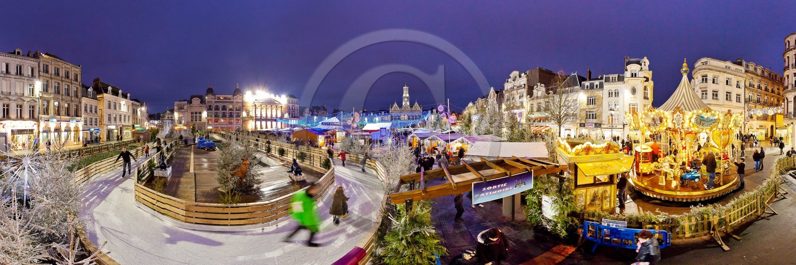 La patinoire en glace naturelle installée par Synerglace à Sai