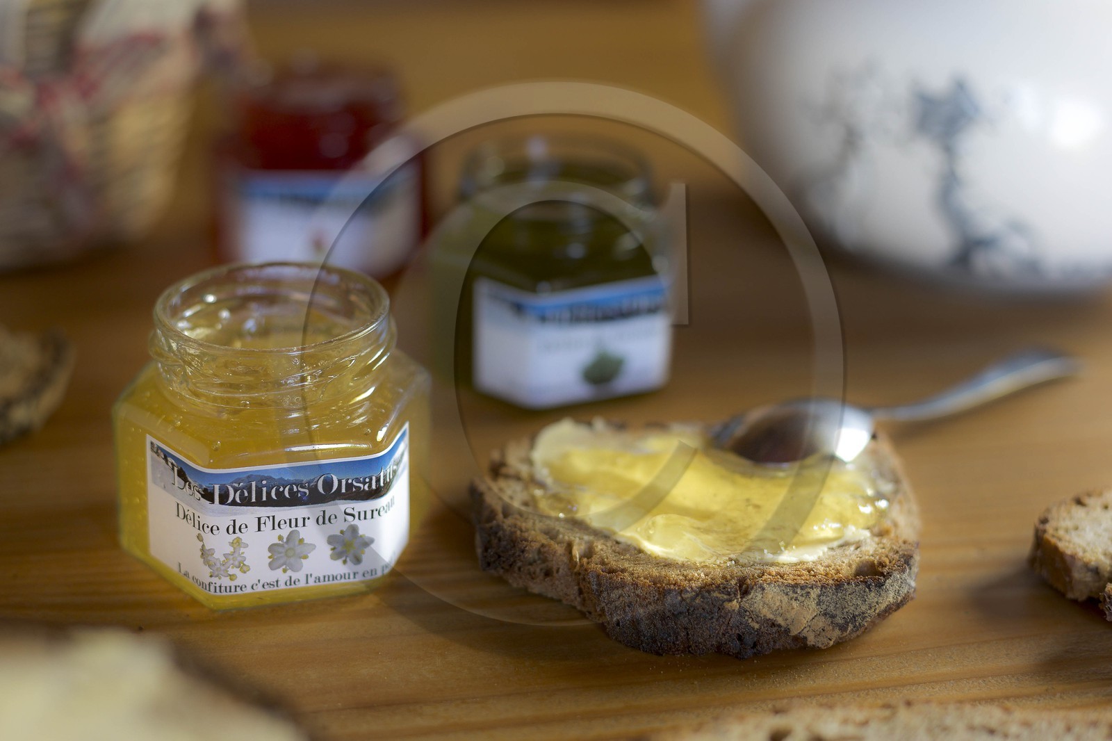 Confiture de génépi, fleur de mélèze, fleur de sureau