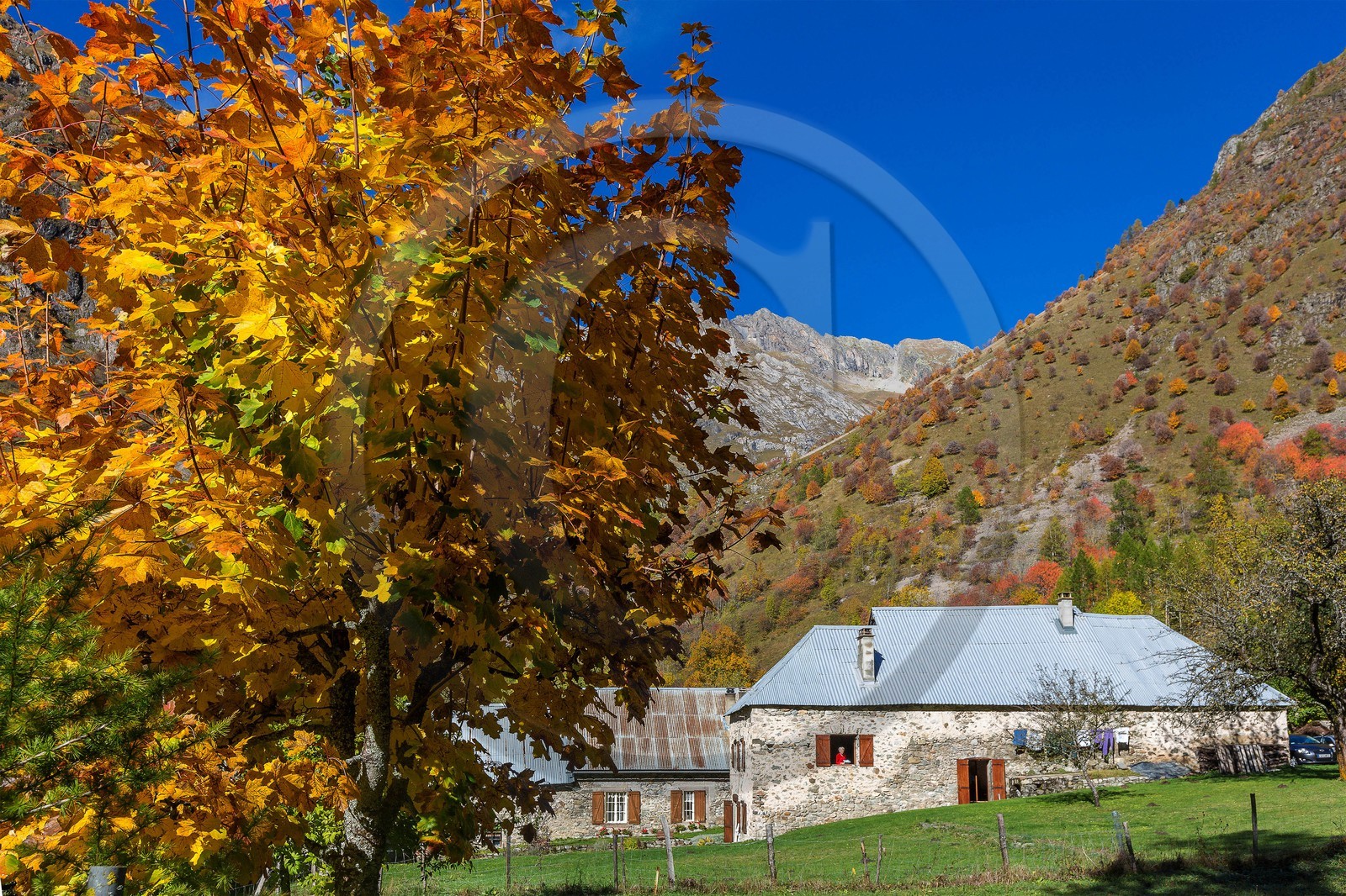 Vallée du Béranger village de Valjouffrey, hameau de Valsenestre
