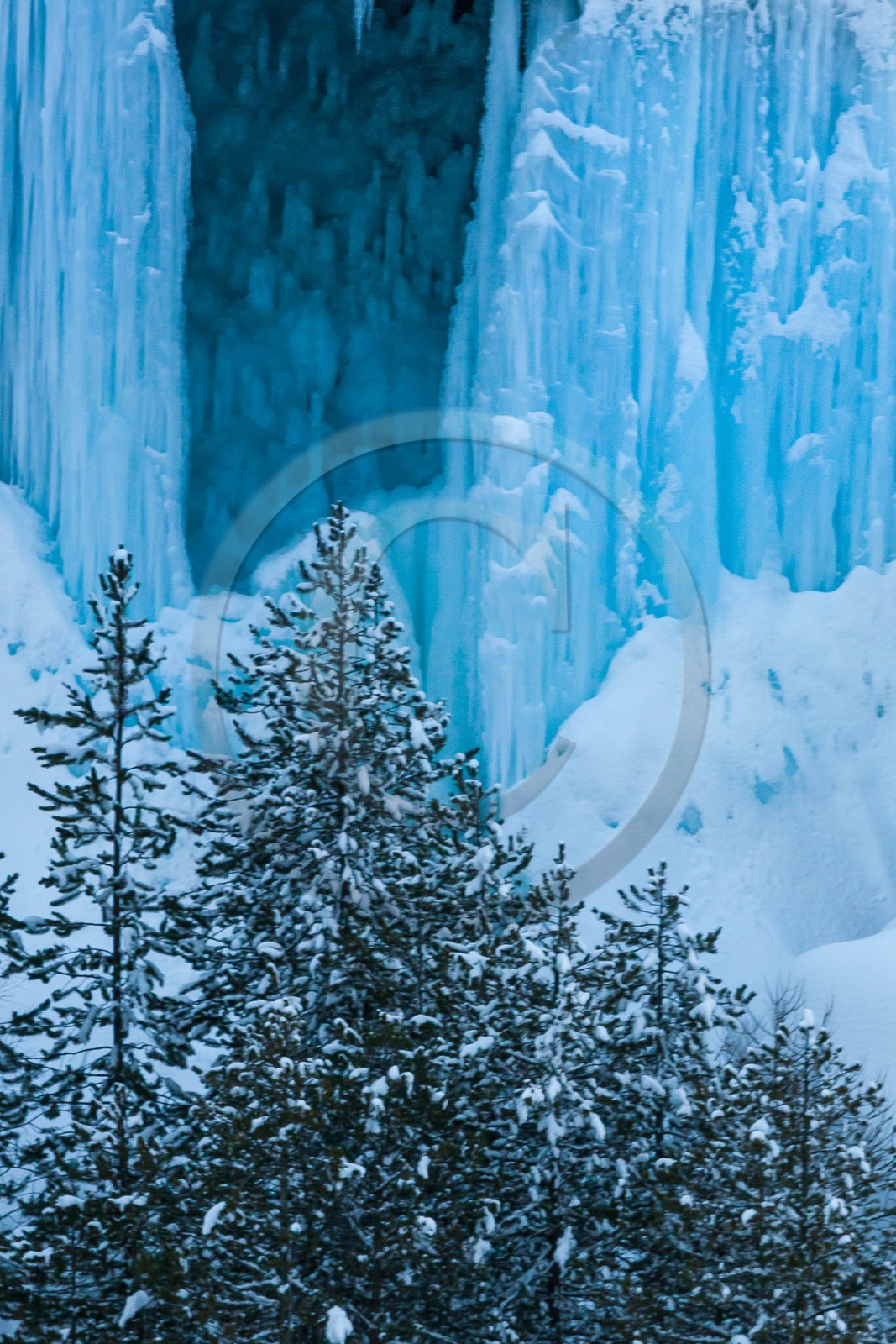 torrent de Crévoux, la grotte du Drac