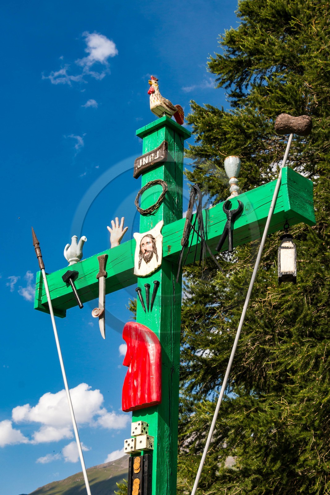 Bessans, croix du Coq, Croix de la Passion