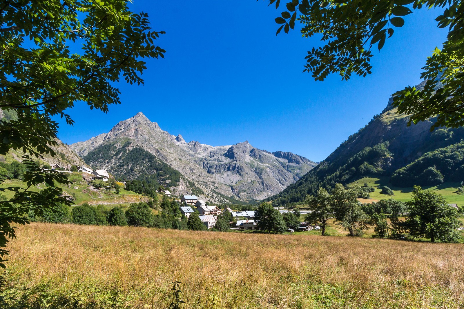 Vallée de Champoléon, Les Gondoins