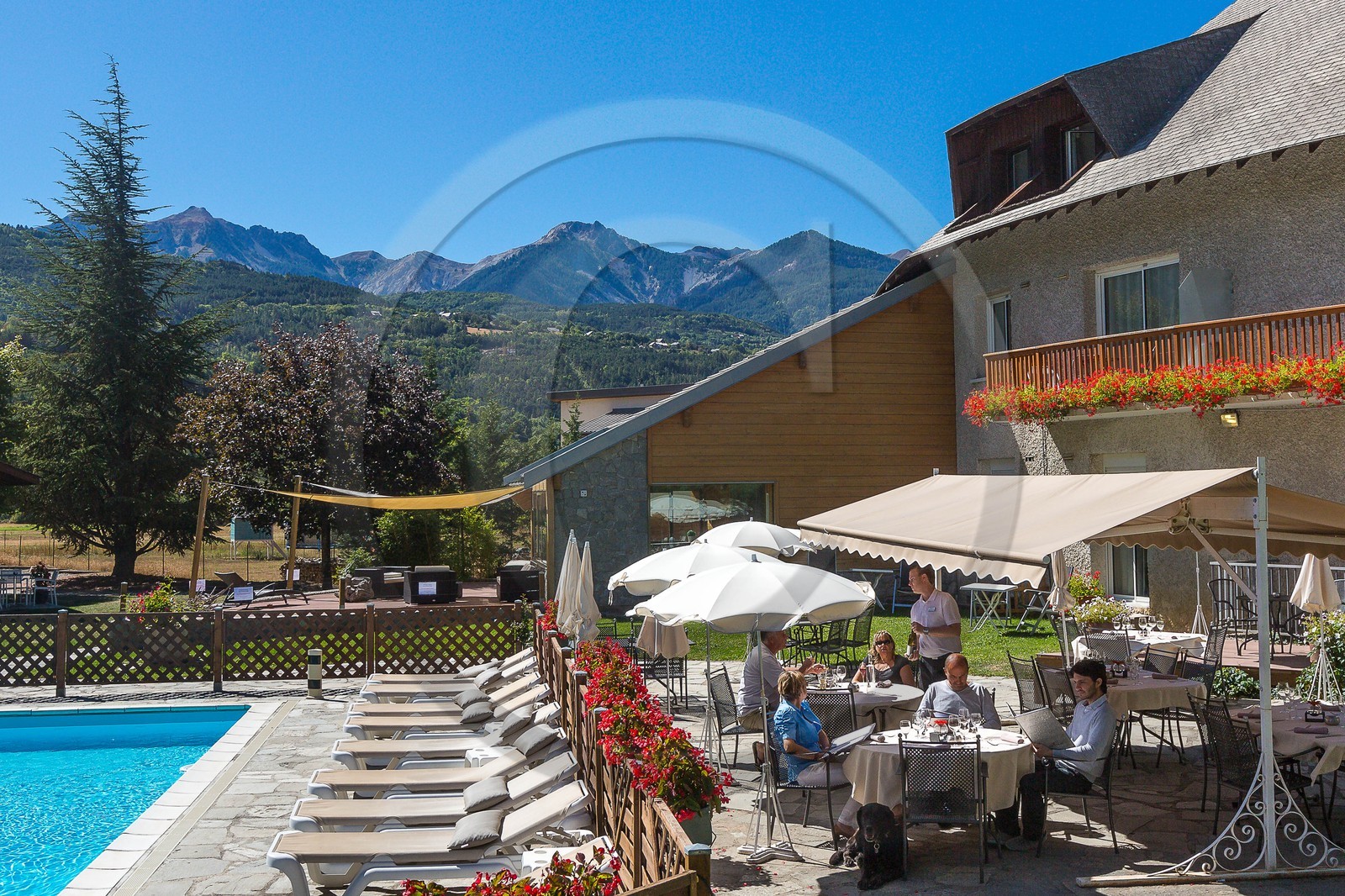 Hôtel restaurant spa Les Bartavelles