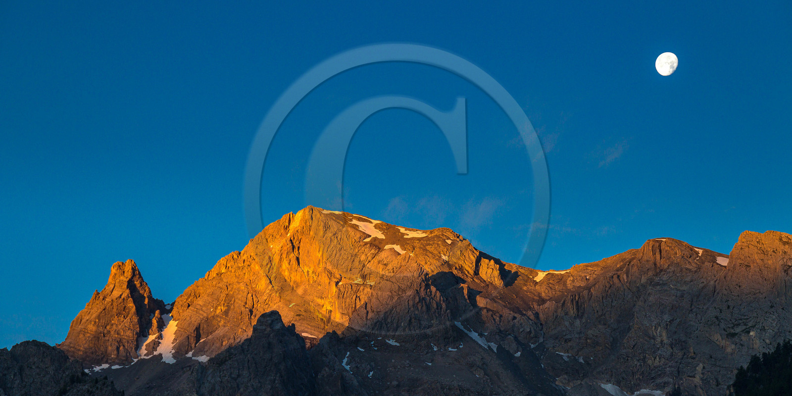 Ceillac, Pointe de la Saume et la Mamelle