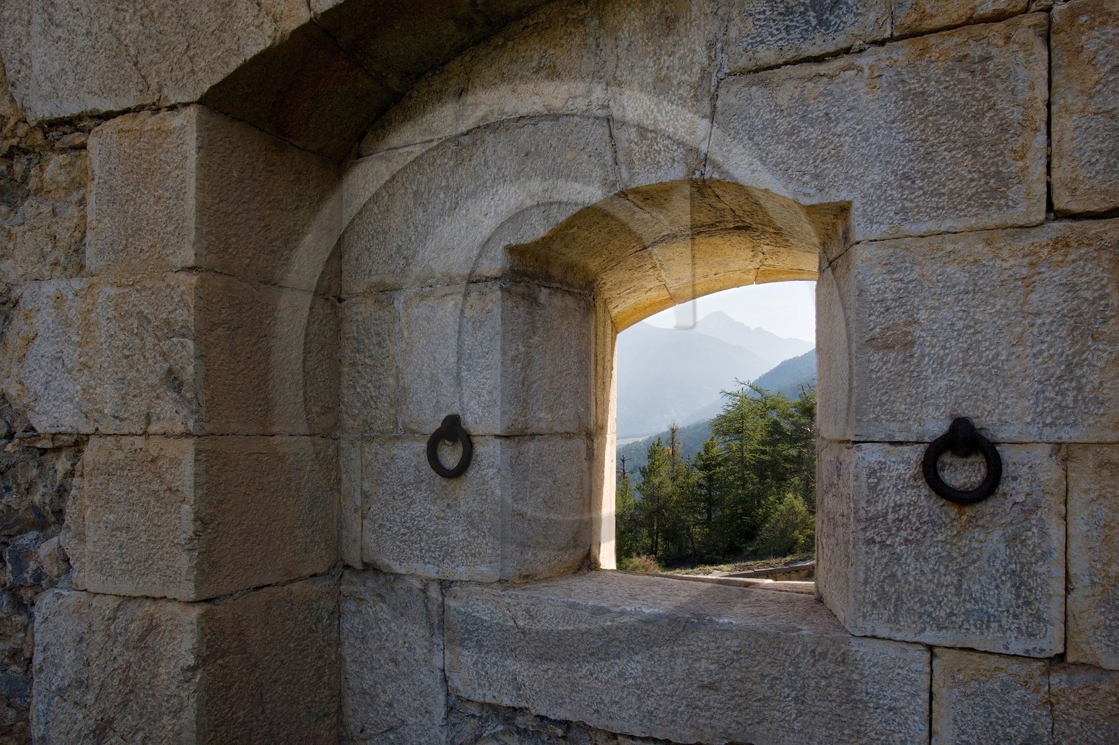 Briançon, Fort Dauphin, fenêtre vers l'Italie