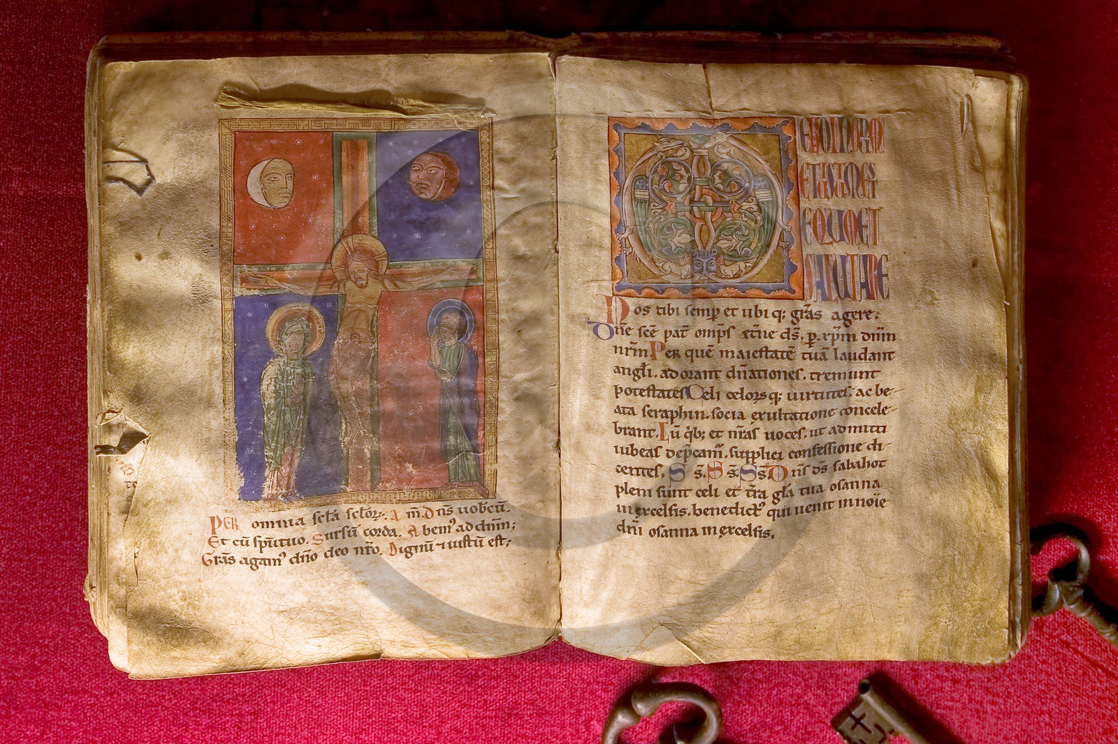 Embrun, Cathédrale Notre-Dame du Réal, musée d'art sacré, missel du XIII siècle