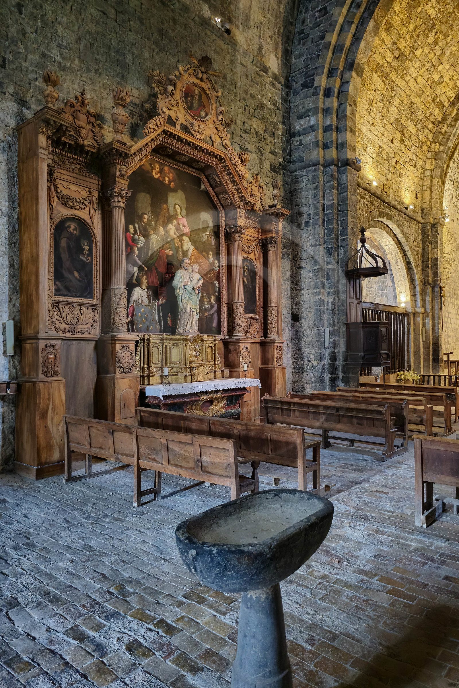 Église Notre-Dame-de-Bethléem de Bayons