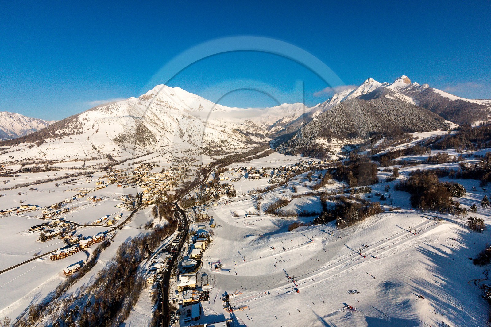 Vallée du Champsaur, station village d'Ancelle