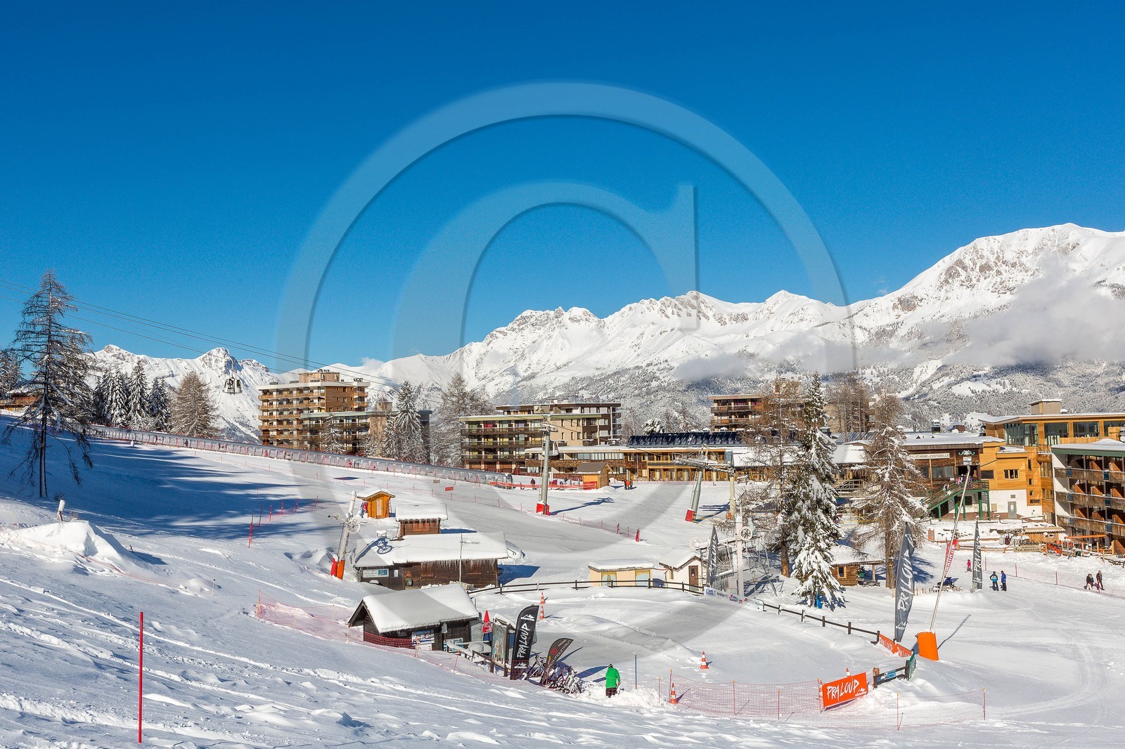 Uvernet-Fours, station de ski de Praloup