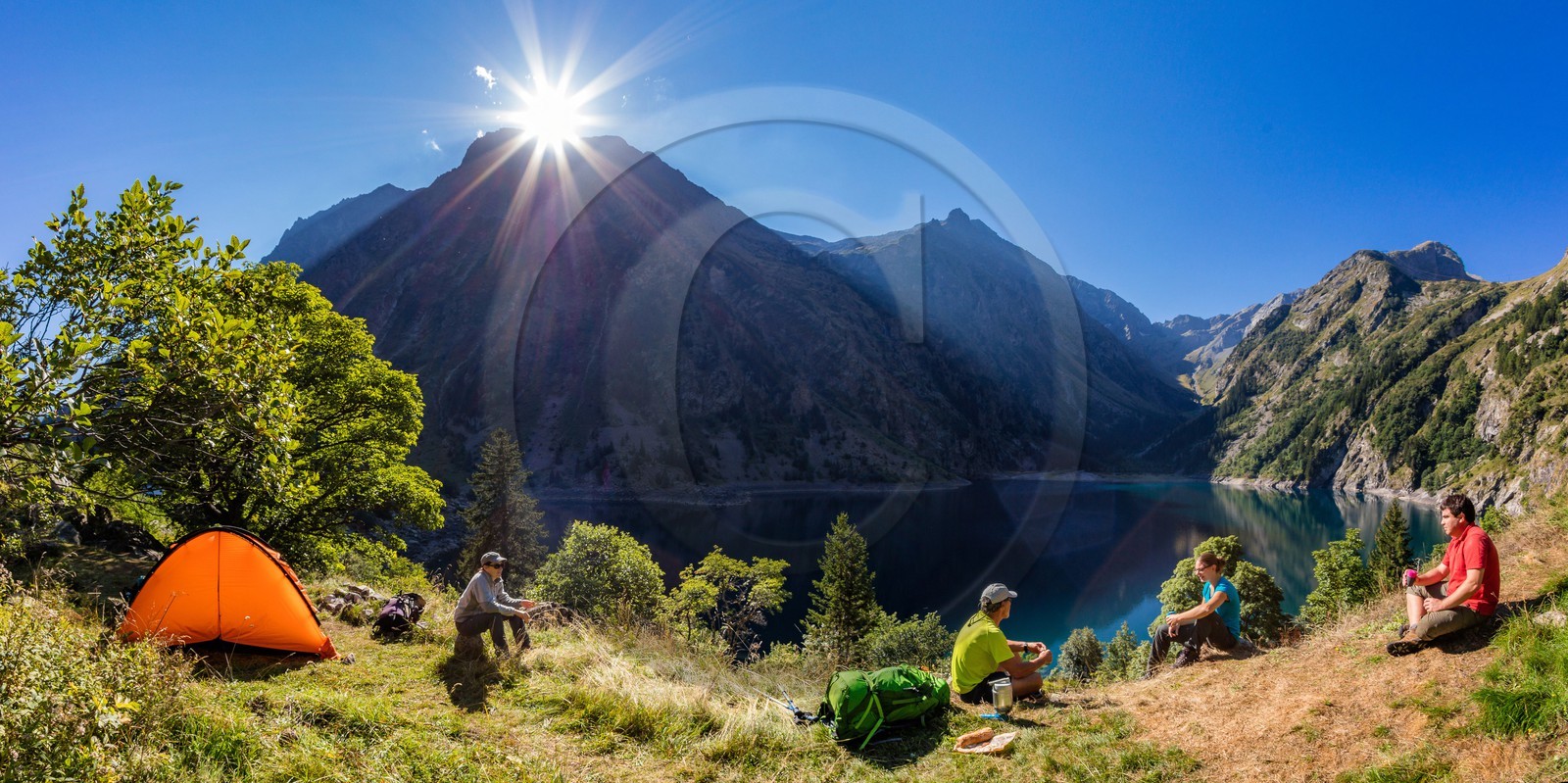Randonnée pédestre sur le GR54