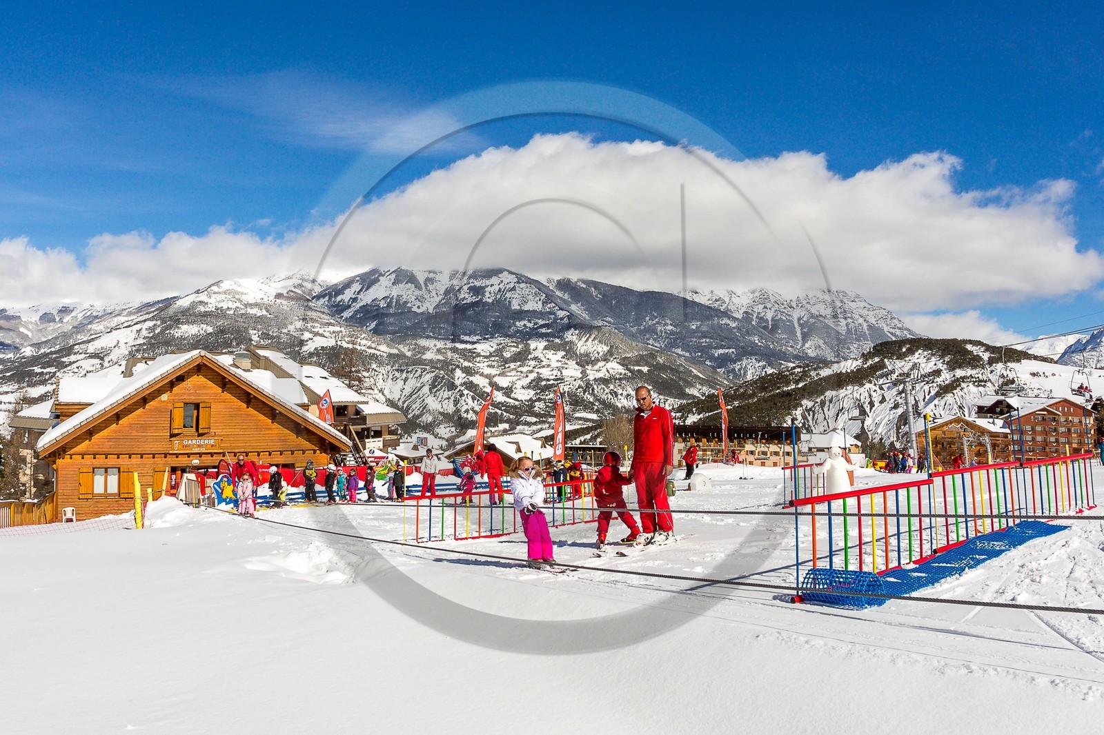La station de ski Sauze Super-Sauze est une station village, le jardin des neiges