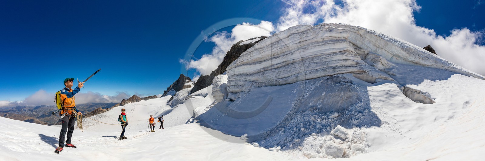 Découverte des glaciers avec Christophe Dureau, guide de haute