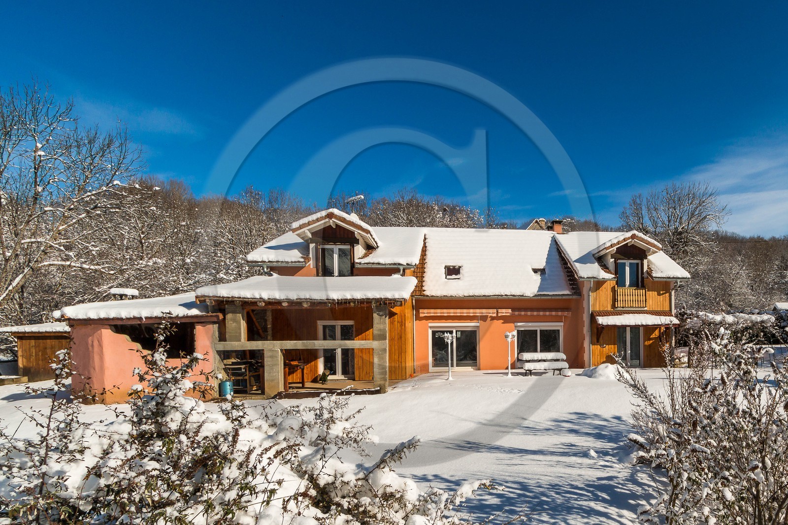 Vallée du Champsaur, Chambre et table d'hôtes La Bonne Terre